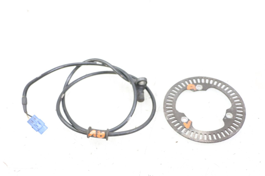photo de CAPTEUR ABS AVANT SUZUKI BURGMAN 125 (2015 - 2017)