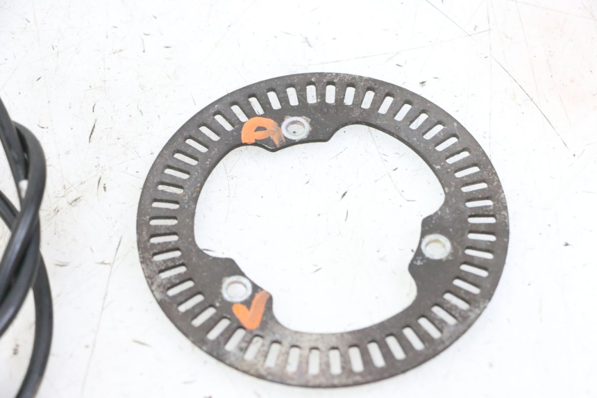 photo de CAPTEUR ABS AVANT SUZUKI BURGMAN 125 (2015 - 2017)