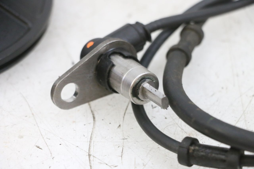 photo de CAPTEUR ABS AVANT YAMAHA TDM ABS 900 (2002 - 2014) - Zoom état d’usage