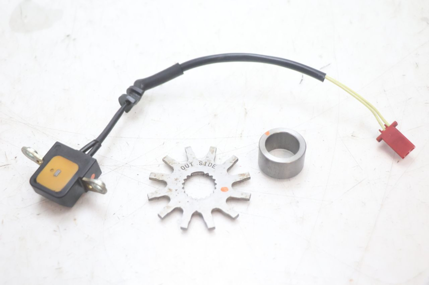 photo de CAPTEUR ALLUMAGE HONDA FJS SILVER WING SILVERWING 400 (2005 - 2008) - Vue principale