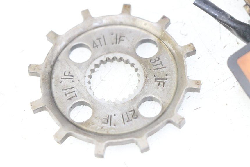 photo de CAPTEUR ALLUMAGE HONDA VFR FI RC46 800 (1998 - 2001)