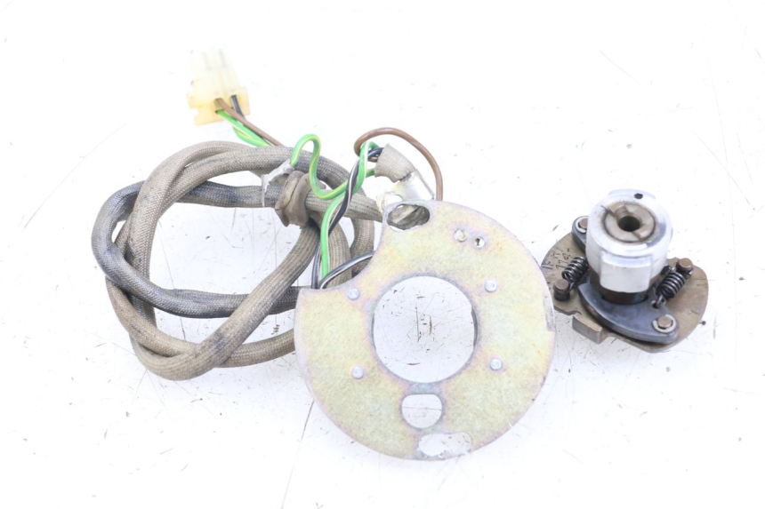 photo de CAPTEUR ALLUMAGE SUZUKI GSX E 250 (1982 - 1983)