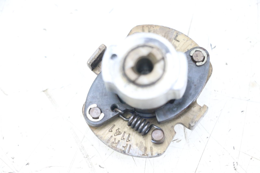 photo de CAPTEUR ALLUMAGE SUZUKI GSX E 250 (1982 - 1983)