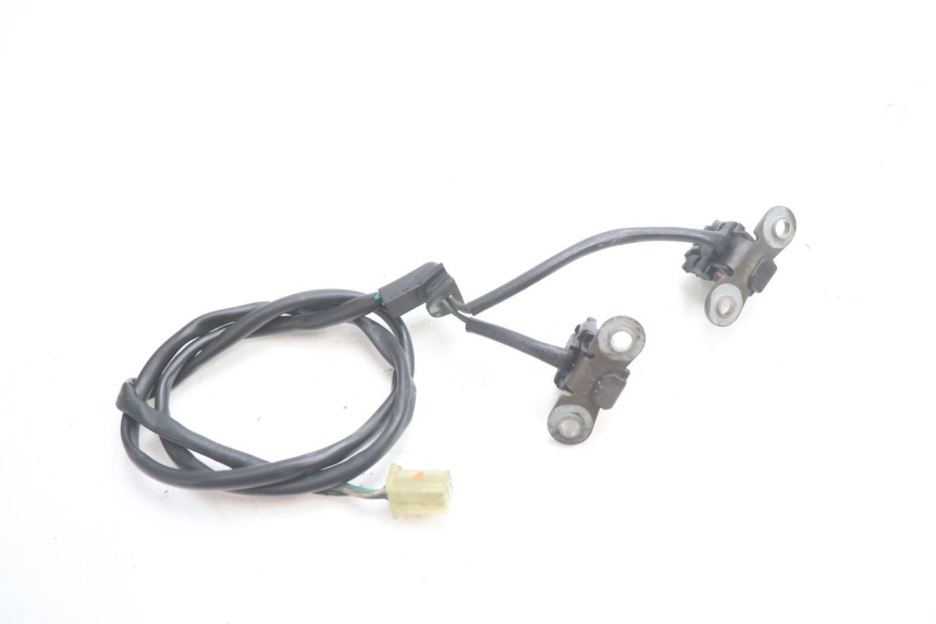 photo de CAPTEUR ALLUMAGE HONDA XRV AFRICA TWIN 750 (1990 - 1992) - Gros plan technique
