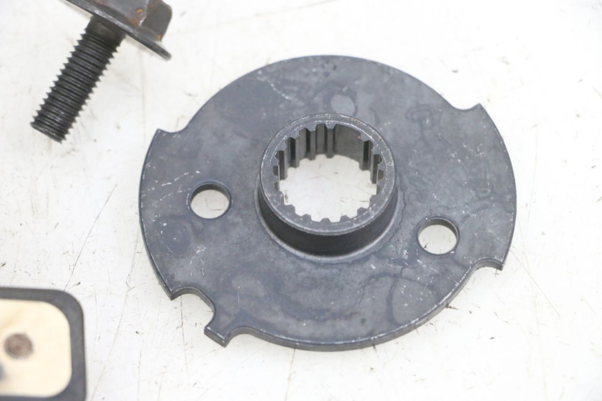 photo de CAPTEUR ALLUMAGE KAWASAKI ZR 7 750 (1999 - 2001) - Points de fixation