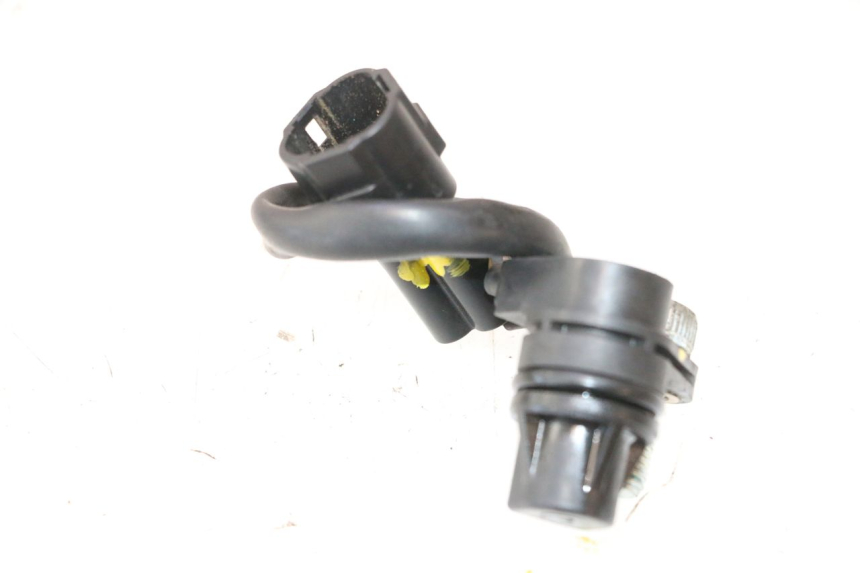 photo de CAPTEUR ARBRE A CAMES YAMAHA FZ8 800 (2010 - 2016) - Autre angle de vue