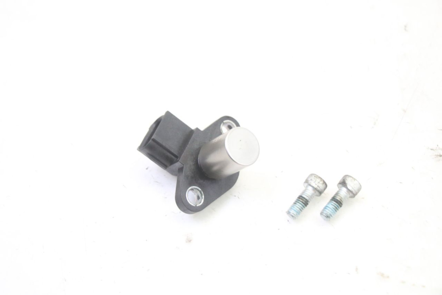photo de CAPTEUR ARBRE A CAMES SUZUKI GSR 750 (2011 - 2017)