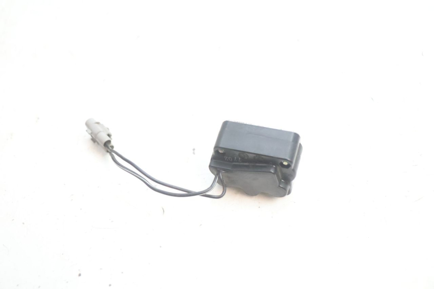 photo de CAPTEUR CHUTE GILERA GP 800 (2007 - 2013) - Autre angle de vue