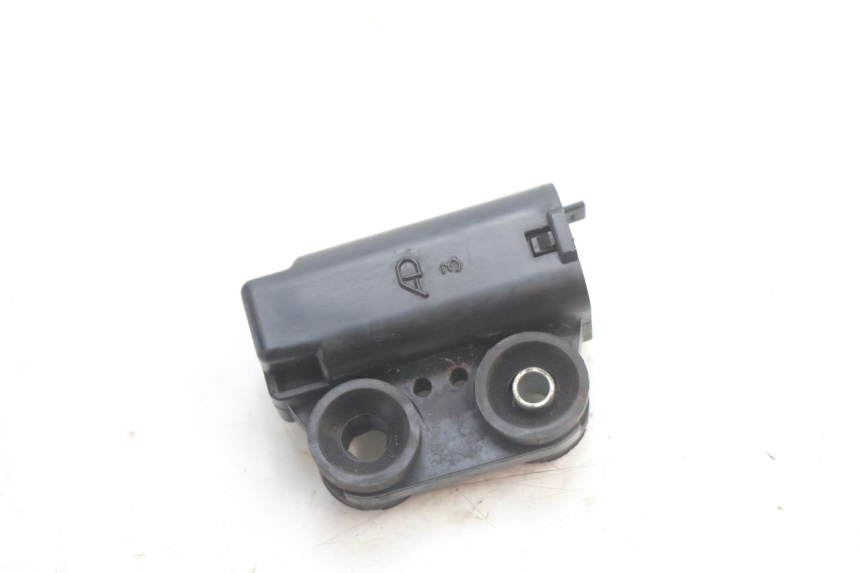 photo de CAPTEUR CHUTE KYMCO MOVIE S 125 (2009 - 2018) - Autre angle de vue