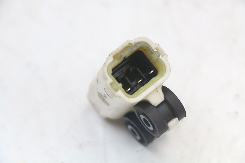 photo de CAPTEUR CHUTE YAMAHA X-MAX XMAX 250 (2006 - 2009)