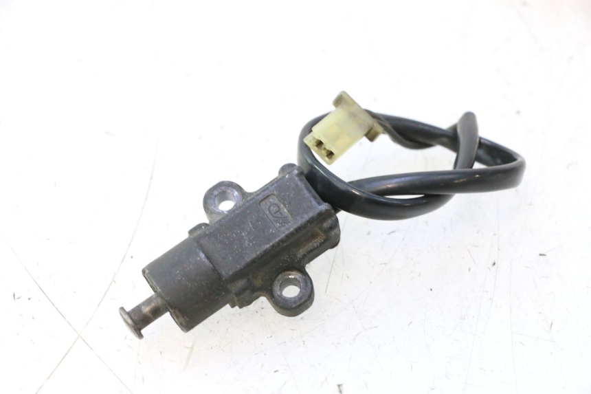 photo de CAPTEUR OUVERTURE COFFRE SUZUKI BURGMAN EXECUTIVE ABS 650 (2006 - 2012) - Vue principale