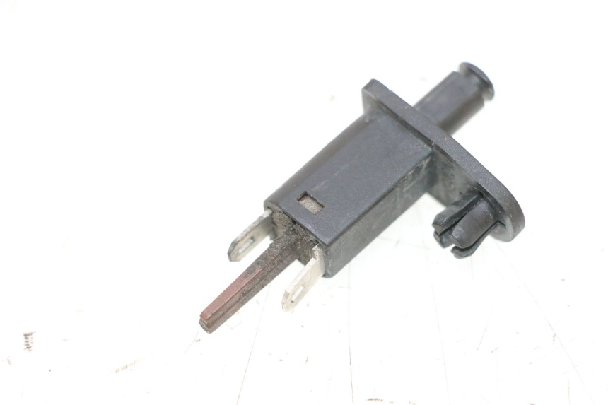 photo de CAPTEUR OUVERTURE COFFRE PIAGGIO MP3 RL 250 (2006 - 2010) - Détail de la pièce