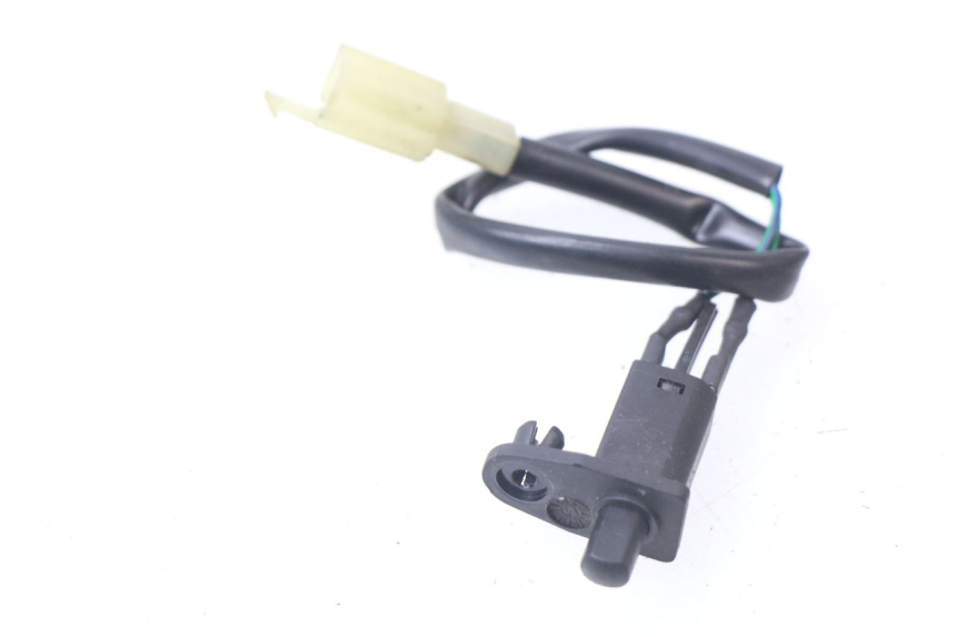 photo de CAPTEUR OUVERTURE COFFRE PEUGEOT SATELIS COMPRESSOR K15 125 (2006 - 2009)