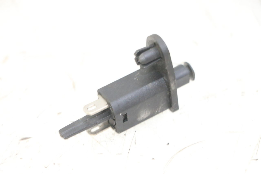 photo de CAPTEUR OUVERTURE COFFRE PIAGGIO XEVO - X EVO 125 (2007 - 2016)