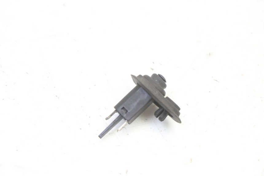 photo de CAPTEUR OUVERTURE SELLE PIAGGIO X9 EVOLUTION 125 (2003 - 2007)