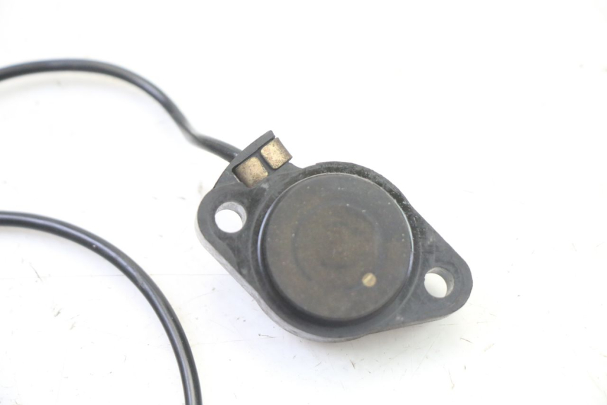 photo de CAPTEUR POINT MORT SUZUKI GS GSE 500 (2001 - 2003)