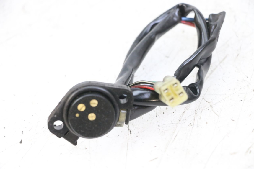 photo de CAPTEUR POINT MORT SUZUKI SV S 650 (1999 - 2002)