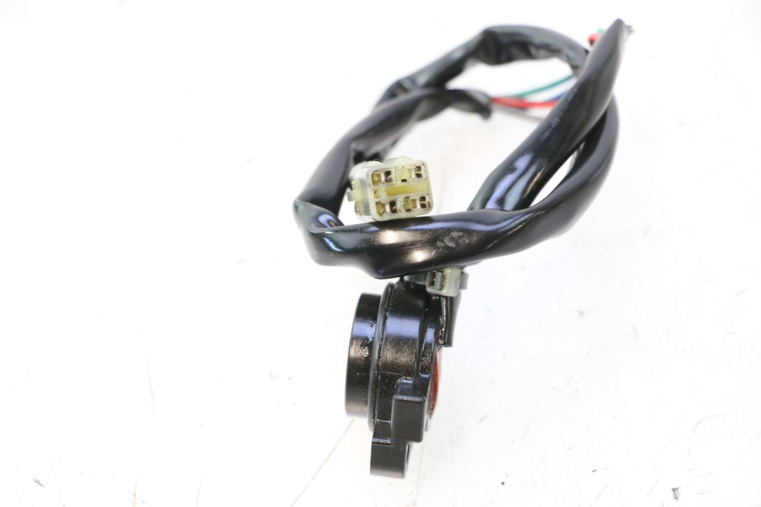 photo de CAPTEUR POINT MORT SUZUKI SV S 650 (1999 - 2002) - Zoom état d’usage