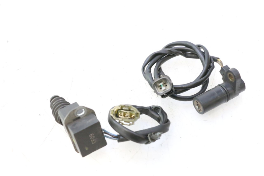 photo de CAPTEUR POSITION CVT SUZUKI BURGMAN EXECUTIVE ABS 650 (2006 - 2012) - Vue principale