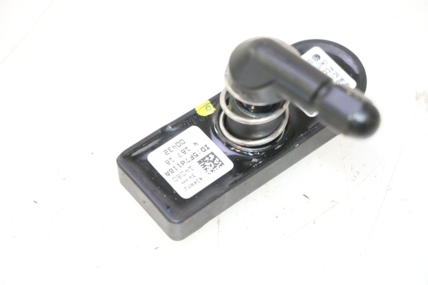 photo de CAPTEUR PRESSION PNEU HARLEY DAVIDSON ROAD GLIDE FLTRXSE 1920 (2018 - 2022) - Autre angle de vue