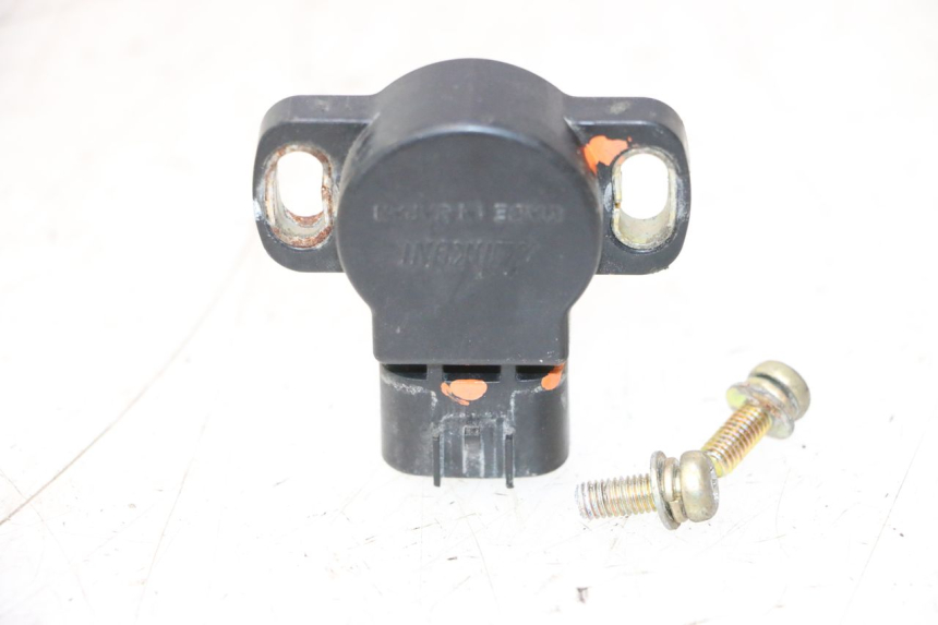 photo de CAPTEUR TPS YAMAHA FJR 1300 (2001 - 2005) - Zoom état d’usage