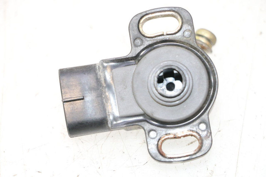 photo de CAPTEUR TPS YAMAHA FJR 1300 (2001 - 2005) - Autre angle de vue