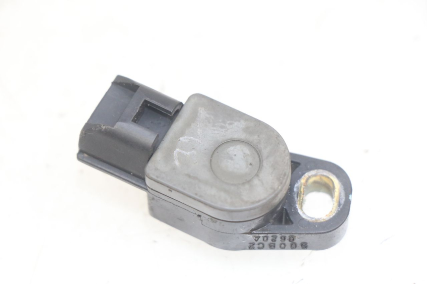 photo de CAPTEUR TPS KAWASAKI Z 750 (2007 - 2013)