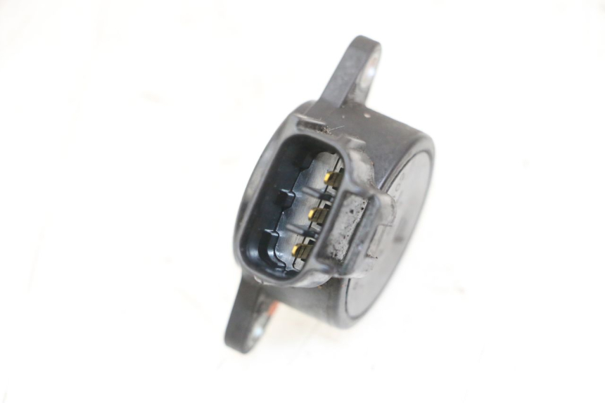 photo de CAPTEUR TPS SUZUKI BURGMAN 125 (2007 - 2014)