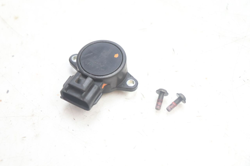 photo de CAPTEUR TPS YAMAHA XMAX X-MAX 125 (2006 - 2009) - Détail de la pièce