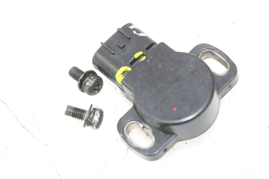 photo de CAPTEUR TPS YAMAHA XJR 1300 (1998 - 2002) - Vue principale