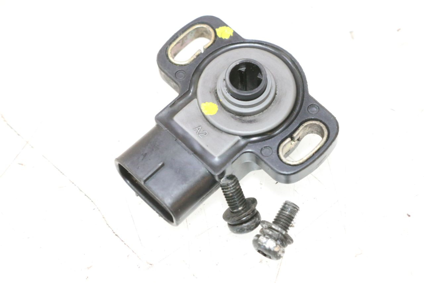 photo de CAPTEUR TPS YAMAHA XJR 1300 (1998 - 2002) - Détail de la pièce