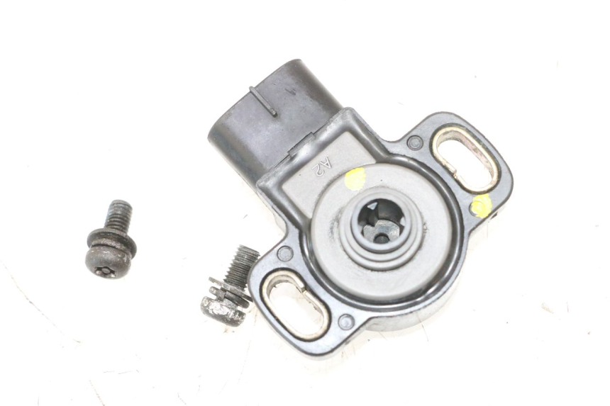 photo de CAPTEUR TPS YAMAHA XJR 1300 (1998 - 2002) - Zoom état d’usage