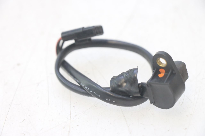 photo de CAPTEUR VITESSE SUZUKI GSXR GSX-R 1000 (2003 - 2004) - Autre angle de vue