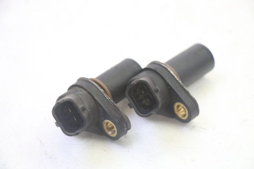 photo de CAPTEUR VITESSE PIAGGIO MP3 LT 300 (2010 - 2016) - Autre angle de vue