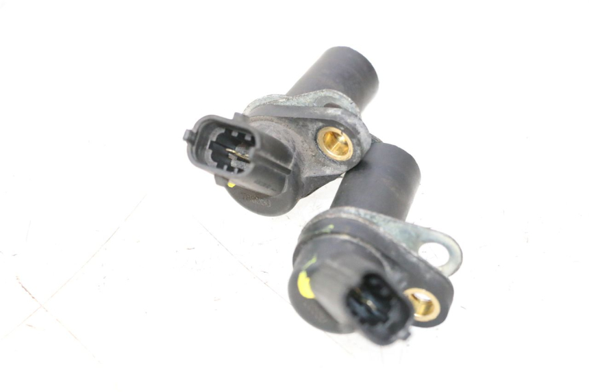 photo de CAPTEUR VITESSE PIAGGIO MP3 125 (2006 - 2014) - Autre angle de vue