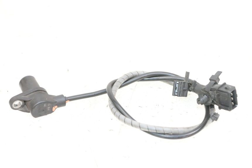 photo de CAPTEUR VITESSE PIAGGIO NEW TYPHOON 50 (2018 - 2021) - Gros plan technique