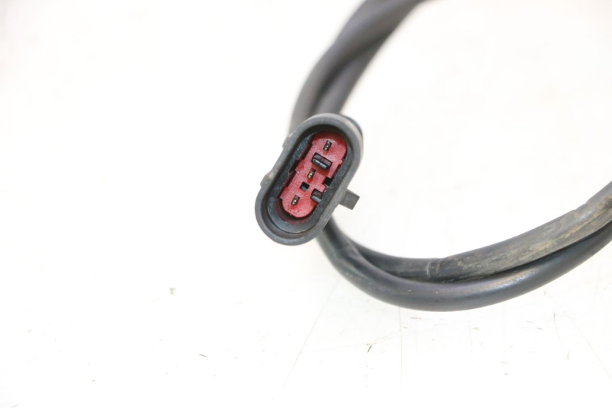 photo de CAPTEUR VITESSE DUCATI SS IE DS CARENEE 1000 (2002 - 2006) - Gros plan technique