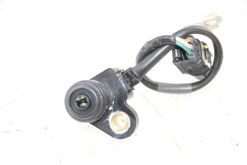 photo de CAPTEUR DE POSITION ROLL LOCK PIAGGIO MP3 HPE 530 (2022 - 2026) - Détail de la pièce