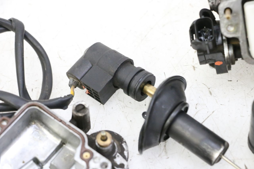photo de CARBURATEUR KYMCO AGILITY 4T 50 (2018 - 2022)