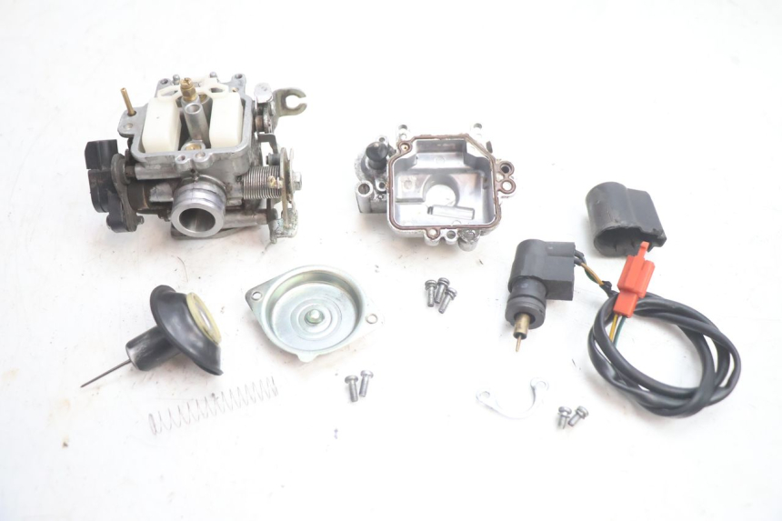 photo de CARBURATEUR KYMCO AGILITY 4T 50 (2018 - 2022) - État de surface