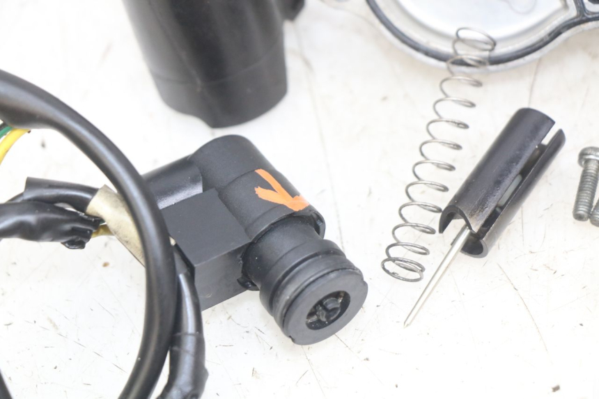 photo de CARBURATEUR KYMCO AGILITY NAKED RENOUVO 2T 50 (2011 - 2018)