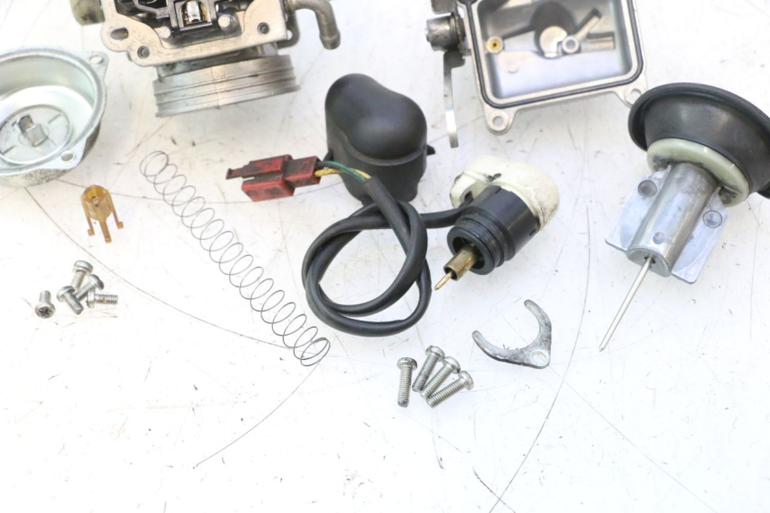 photo de CARBURATEUR APRILIA ATLANTIC S 125 (2010 - 2013) - Vue d’ensemble