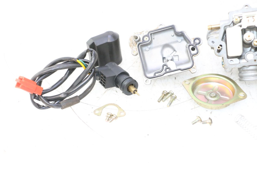 photo de CARBURATEUR TAOTAO BEATBOX 2 50 (2005 - 2017) - Inspection visuelle