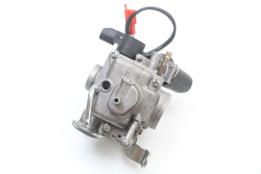 photo de CARBURATEUR TNT MOTOR BOSTON 4T 50 (2018 - 2025) - Gros plan technique