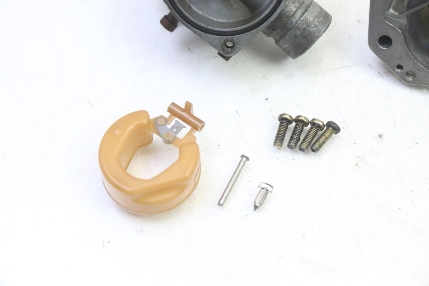 photo de CARBURATEUR YAMAHA BW'S 100 (1999 - 2002)