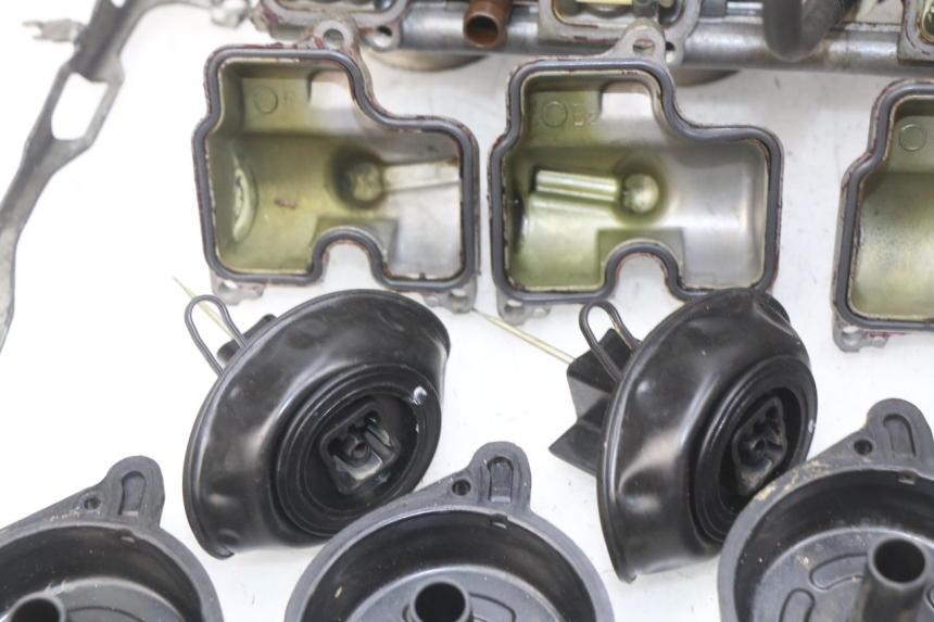 photo de CARBURATEUR HONDA CBR RR FIREBLADE 900 (1992 - 1994)