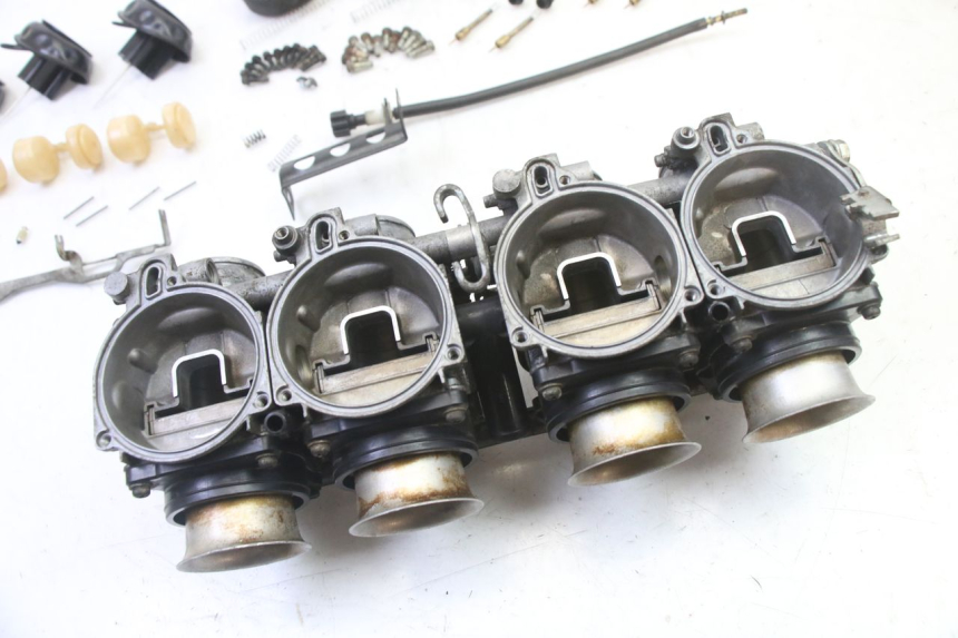 photo de CARBURATEUR HONDA CBR RR FIREBLADE 900 (1992 - 1994)