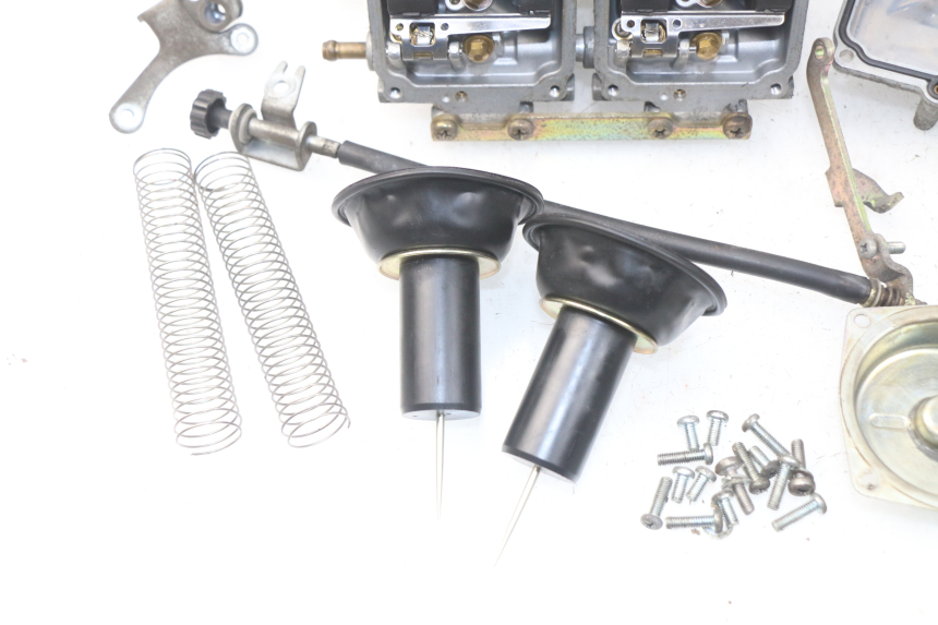 photo de CARBURATEUR HYOSUNG COMET GTR 125 (2007 - 2014) - Vue d’ensemble