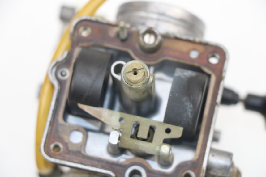 photo de CARBURATEUR SUZUKI DR DJEBEL 600 (1985 - 1990) - Marquages et références