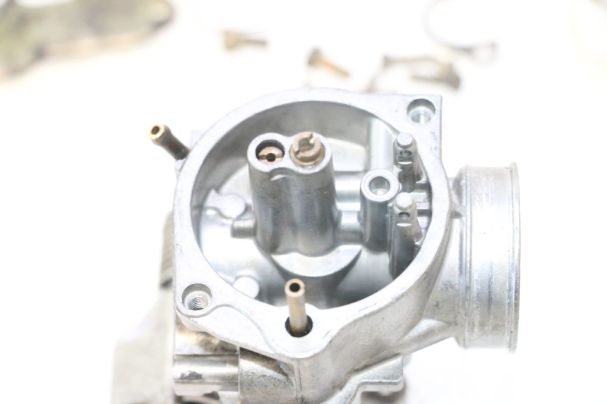 photo de CARBURATEUR HONDA FES PANTHEON 2T 125 (1998 - 2002) - Angle alternatif